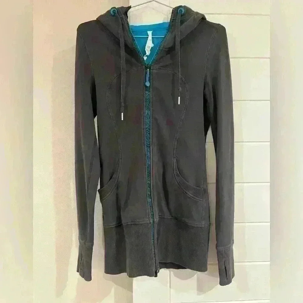 Women’s Lululemon Athletica Gray and Teal Zip Up Hooded Jacket- Size 6- EUC